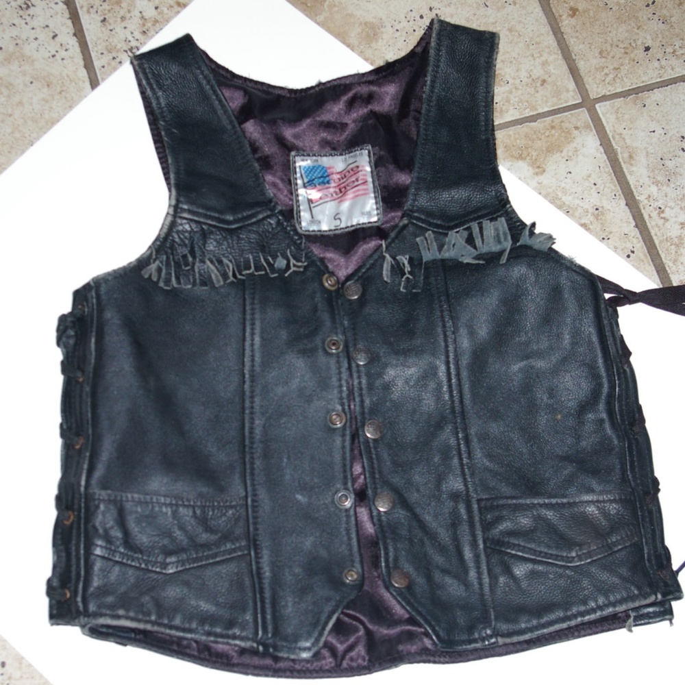 Genuine Leather Motorcycle Biker Vest - Picture 8 of 8